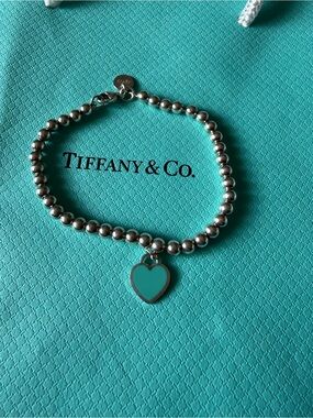 Tiffany & Co. Silver return to Tiffany heart tag bead bracelet